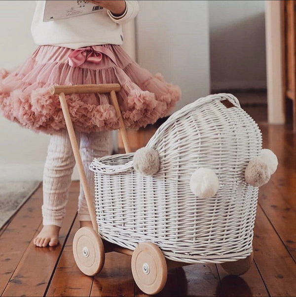 Lilu dolls deals pram