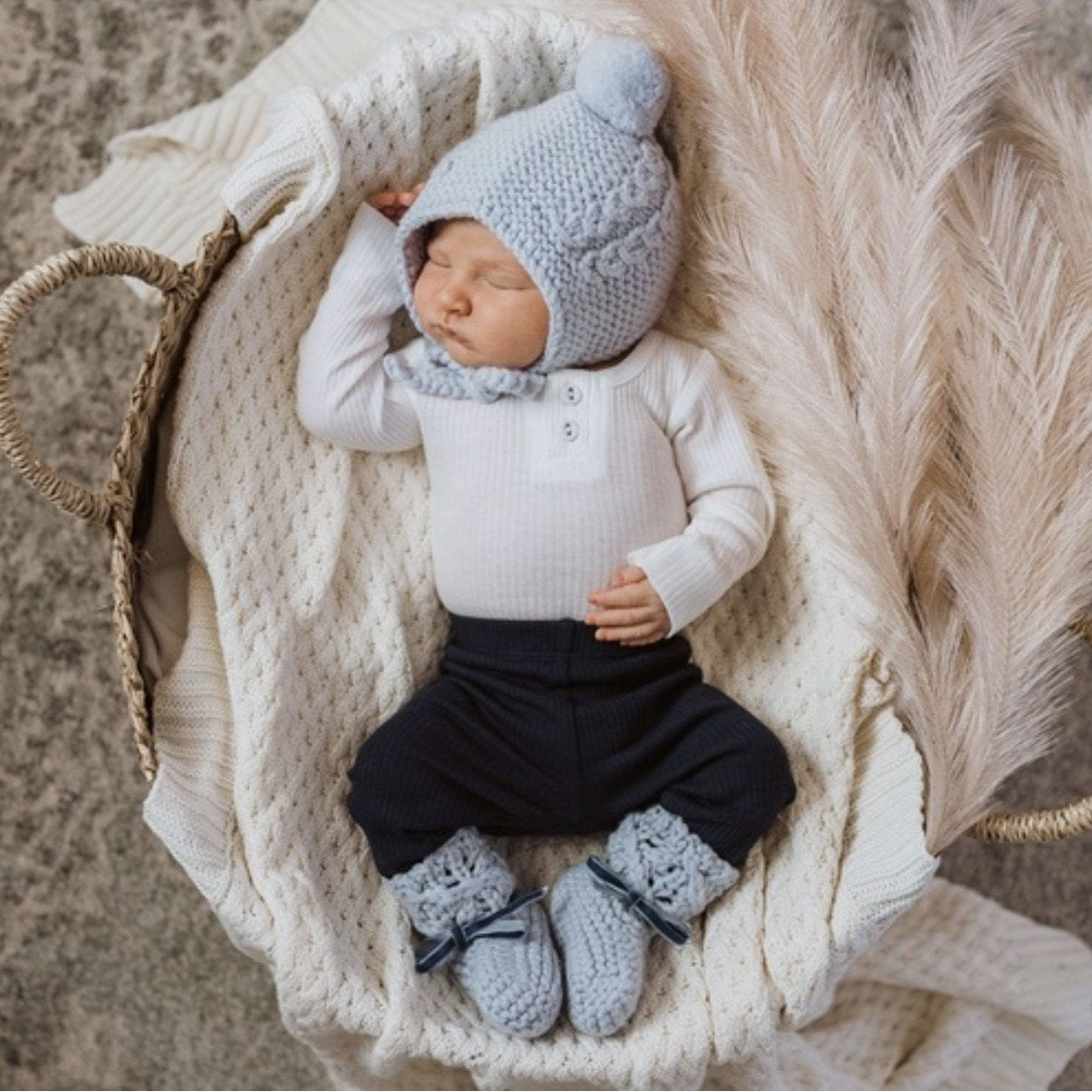 Merino Wool Bonnet &amp; Booties